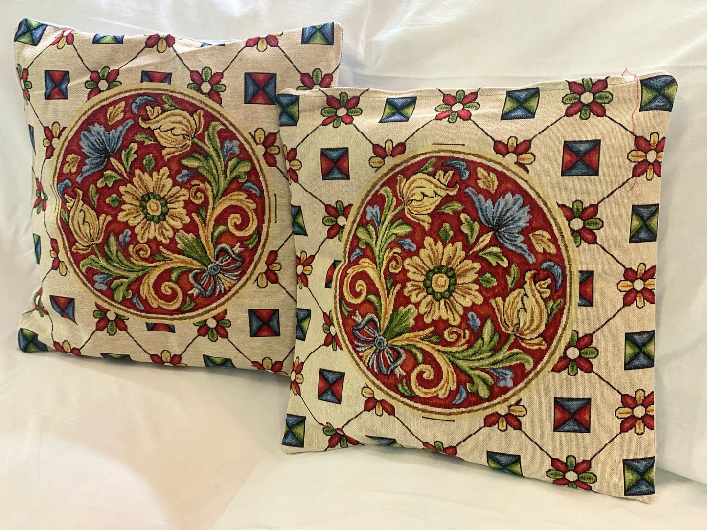 Gobelin Pillow 42x42