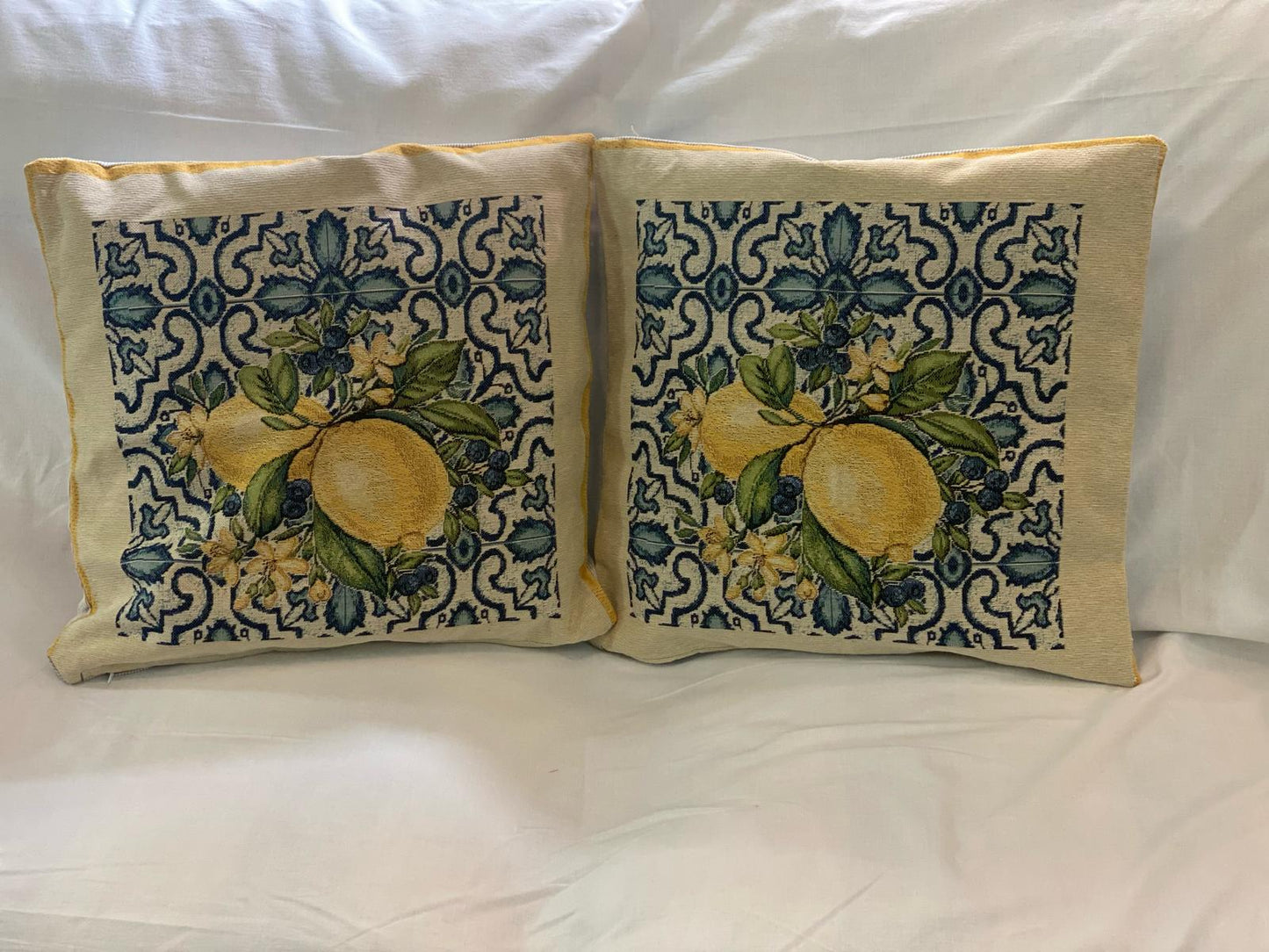 Gobelin Pillow 42x42