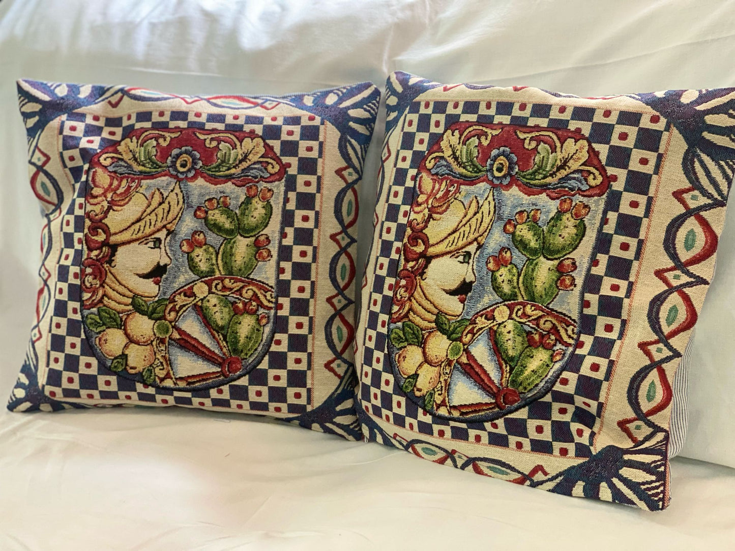 Gobelin Pillow 42x42